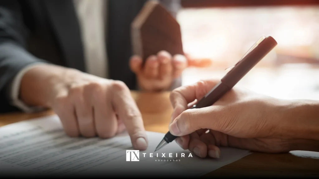 home 23 Alienação fiduciária: 4 cuidados antes de assinar o contrato